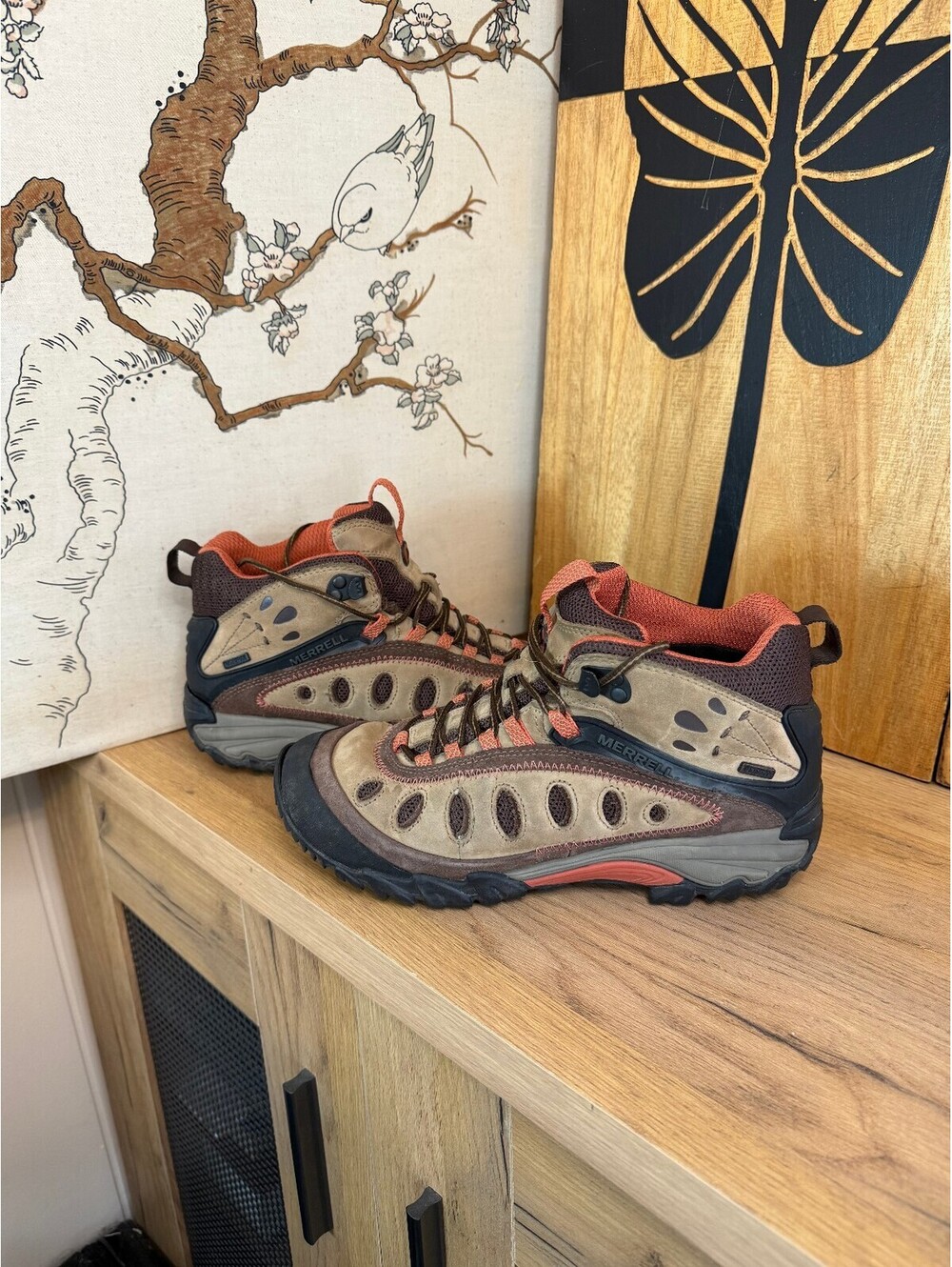 Merrell Womens Waterproof Hiking Boots Brown Orange Size 8.5